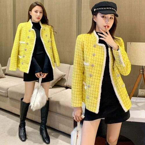 High Quality Autumn New Fashion Women Stand Collar Plaid Yellow Tweed Jacket Pearls Double Breasted Vintage Elegant Female Coat