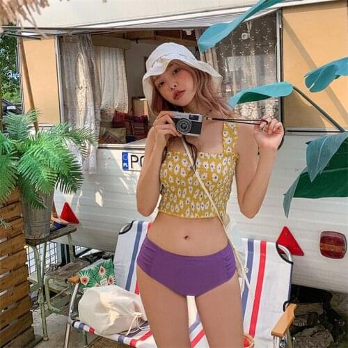 2021 New Fashion Womens Two Piece Swimwear Floral Ruffled Suspenders Low Waist Padded Wireless Summer Beach Swimming Suit