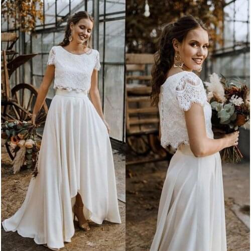2020 Short SleevesTwo Pieces Lace Boho Wedding Dresses Applique High Low Bridal Wedding Gowns Robe De Mari éE With Buttons