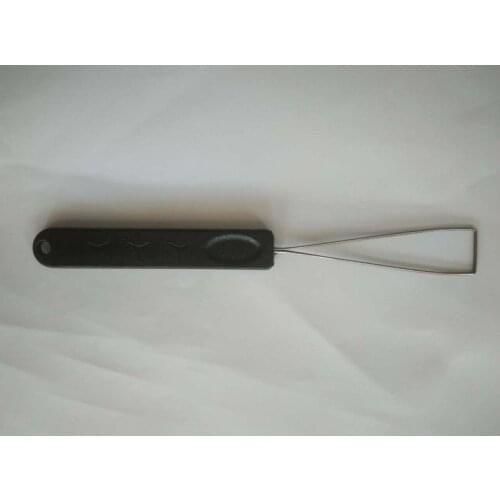 Wire keycap puller for mechanical keyboard keycaps