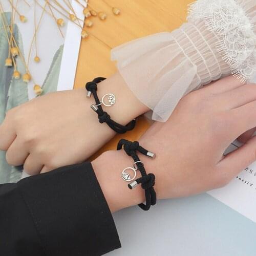 2pcs\Set New Fashion Couple Bracelet A Pair Magnet Ball Hand Men Women Lovers Weave Gift Friendship Charms Rope Trendy Jewelry