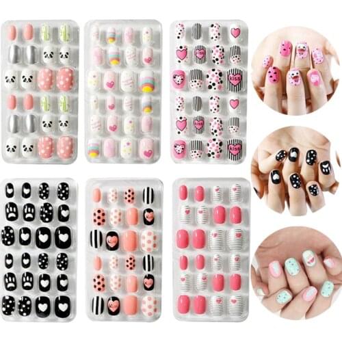 24Pcs/Lot Kids Girls Cartoon Cover False Nails Press On Self Adhesive Nail Manicure Tips Pre-glue Fake Nail Art Decoration