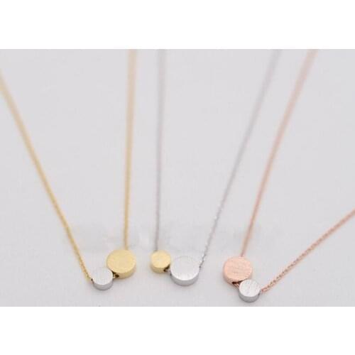 Fashion circle pendant necklaces Big circle and small circle color combination pendant necklaces for women