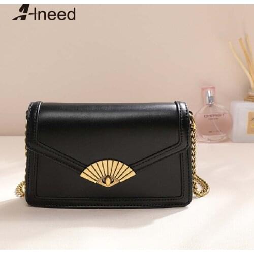 EPMKER Fashionable Purses and Handbags Lock Bags Pearls Bags Chains Shoulder Bags Crossbody Bags Flap Bag Luxury Designer Bag