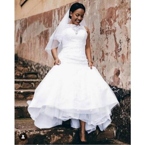 Fashionable Sleeveless Mermaid African Bridal Dresses Court Train Lace Appliques Plus Size Wedding Gowns Robe De Mariage
