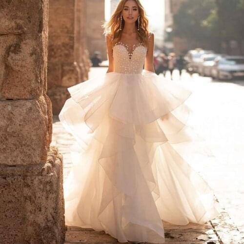 Castle Ruffles Princess Wedding Dresses Beads Robe de Mariage 2021 Bride Dress Buttons Country Rustic Wedding Gowns