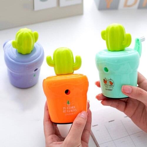 1PCS Creative Cartoons Cute Cactus Shape Pencil Sharpener Stationery Student Fun Hand Cranked Pencil Sharpener Child Gifts