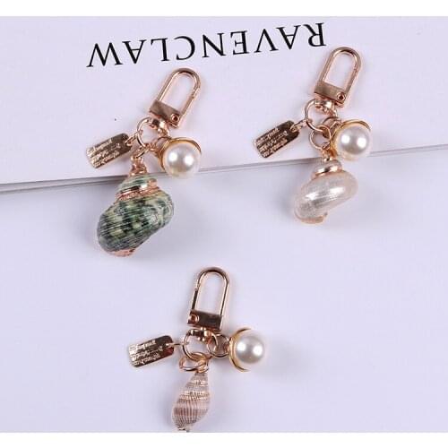 Creative Conch Pearl Key Chain Cute Alloy Car Bag KeyChain Bag Pendant Ornament Earphone case Decoration Gift Accessories