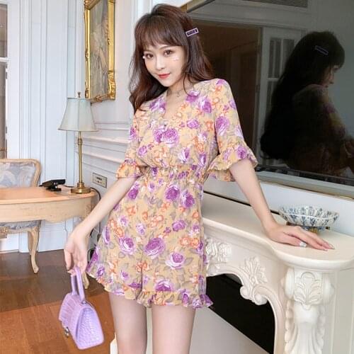 Fashion Summer Casual Vintage Short Sleeve Floral Shorts Jumpsuits Women Elegant V-Neck Ruffle Loose Beach Rompers Playsuits