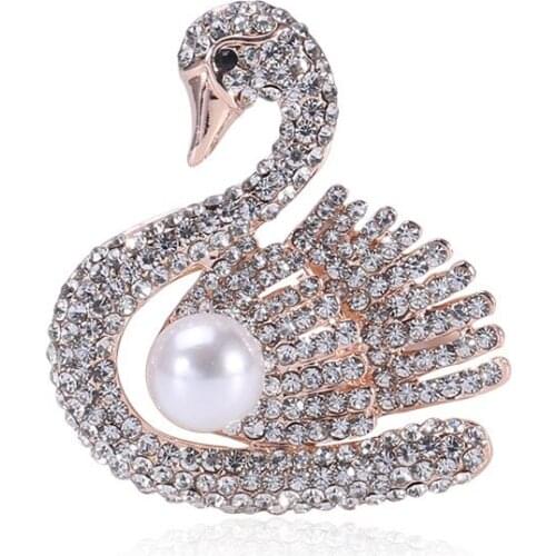 The United States the new fashion alloy set auger swan pearl brooches joker animal plastron factory direct sale spot