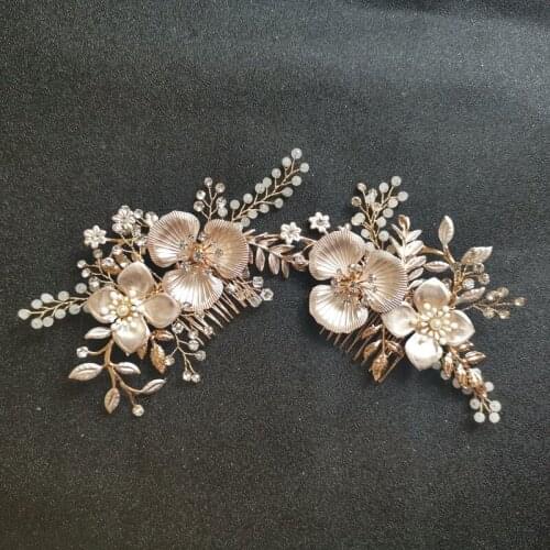 SLBRIDAL Gold Clear Crystal Rhinestones Pearls Flower Wedding Hair Comb Bridal Headpieces Hair Accessories Women Female Jewelry