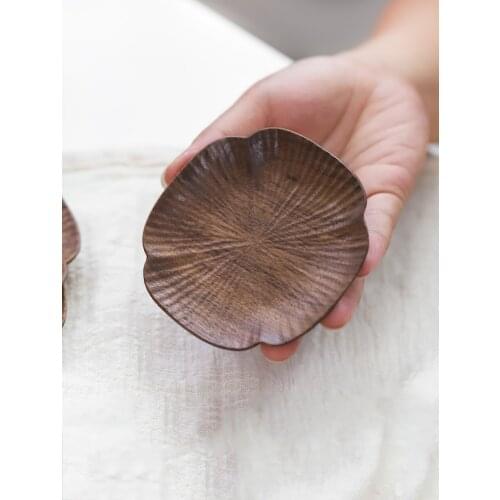 Japanese style solid wood Cup mat Creative saucer and kettle mat Black walnut Wood Four-leaf clover Insulation pad