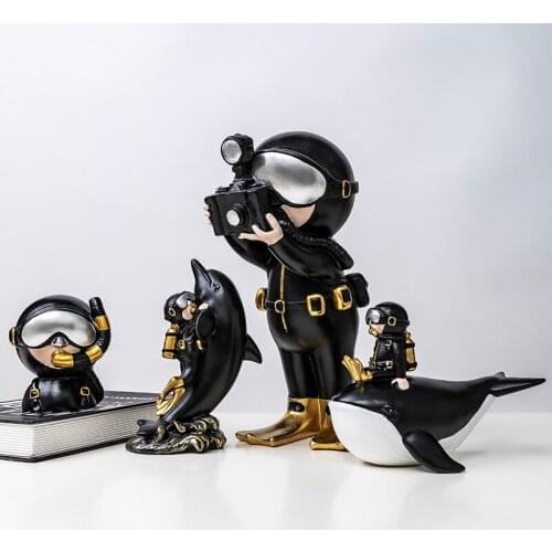 CARTOON CREATIVE DIVER MODEL DECORATION HANDMADE HOME DECORATION DESKTOP LIVING ROOM WINE CABINET DECORATIONS FURNISHINGS