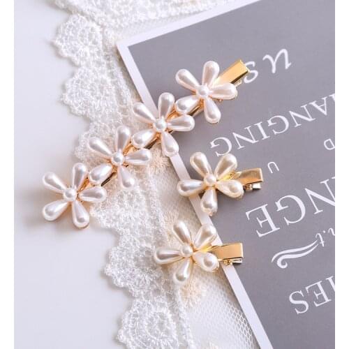 Pearl five-petal flower duckbill clip Korean fashion flower hairpin side chuck haircut bangs clip wild Headwear Accessories
