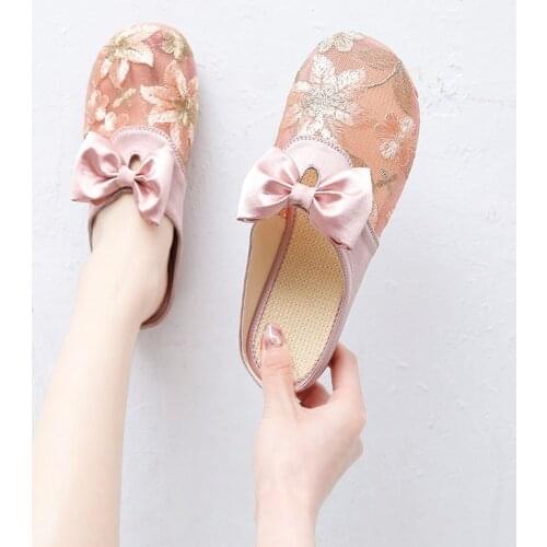 Ladies slippers outside Spring Fashion Chinese style embroidery round head non-slip soft bottom casual wild women shoes U30-47