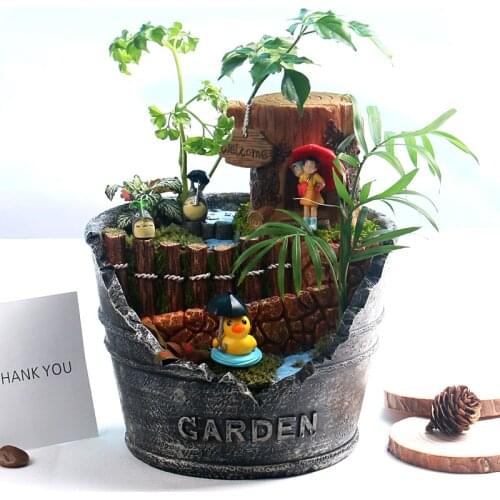 New Arrival Resin Building Succulent Planter Delicate Pastoral House Moss Container Large Bonsai Flower Pot Mushroom Vase