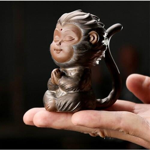 Creative home decoration purple clay tea pet ornament handmade monkey holder for pot maintaining brush yixing zisha tea play new