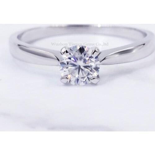 Tianyu Gems 5.5mm Solitaire Moissanite Silver Rings Round Stone 18k Gold Plated Wedding Band Rings Classic Women Geomstones Gift