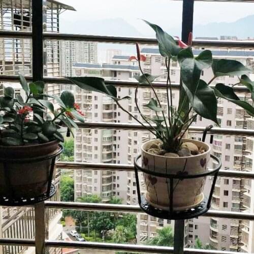 Outdoor Hanging Basket Plant Iron Racks Fence Balcony Round Flower Pot Decor Grid Hanging Basket Innovative Flower Pot Shelf