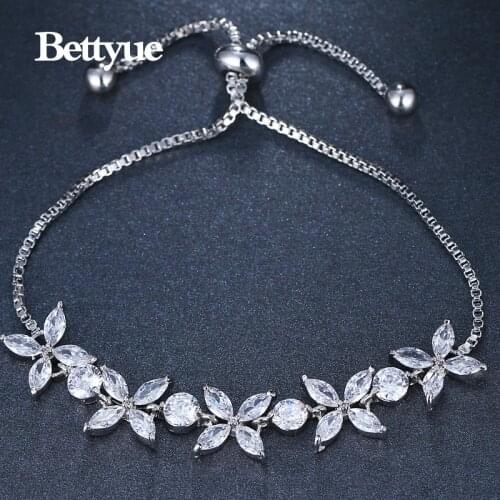 Bettyue Fashion Delicate New Arrival Shiny Bracelet Adjustable Size 3 Colors Bangles Chain CZ Jewelry For Women Party Gift