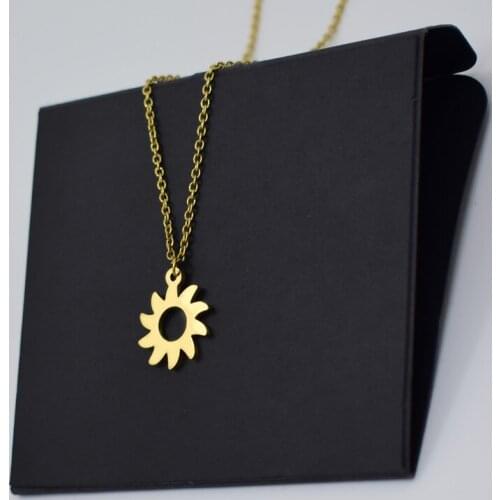 New European and American accessories sunflower necklace women sunflower pendant