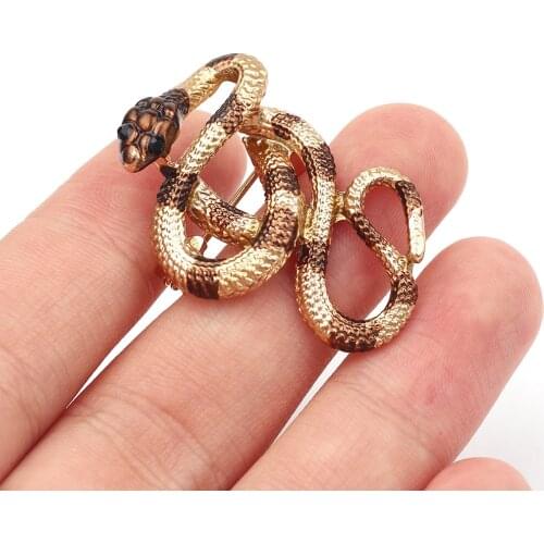 Retro Snake Brooches Metal Cobra Pin Accessories For Women Enamel Pin Gift Gold Enamel Lapel Pin Men Animal Brooch Karl Jewelry