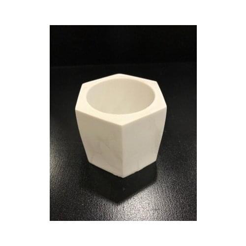 POLYESTER HEXAGONAL VASE