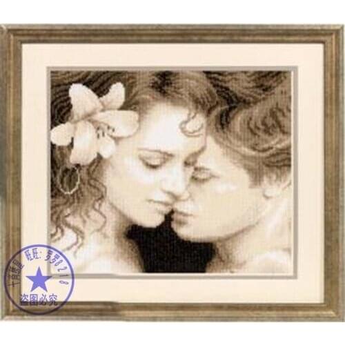 Top Quality romantic nostalgic counted cross stitch kit kiss lover couple vervaco