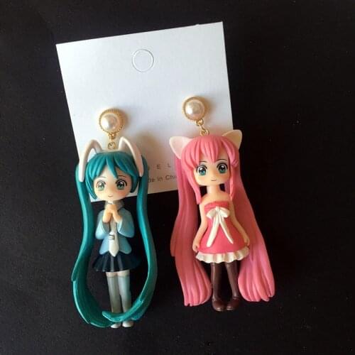 New Arrival Lovely Girls With Yellow Long Hair Figure Drop Earrings Women Fashion Irregular Pearl Dangle Earrings Brincos Female