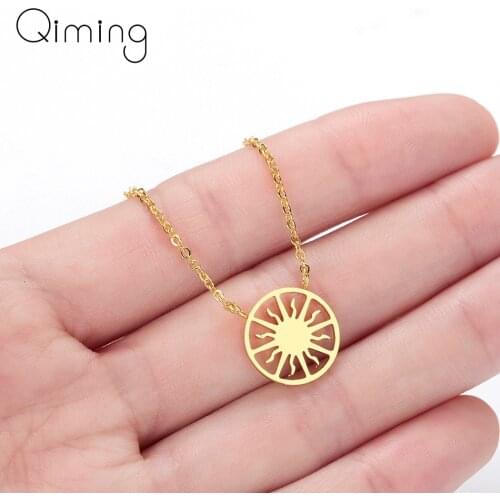 Simple Golden Sun Necklaces Pendants For Women Stainless Steel Fashion Jewelry Dainty Sun Wheel Cion Circle Vintage Necklace