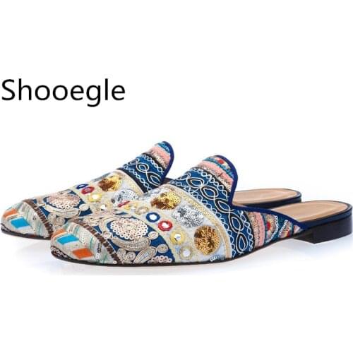 Men Ethnic Hand-Embroidered Shoes Slip-on Mules Bohemia Style Canvas Loafers Fashion Men Casual Shoes