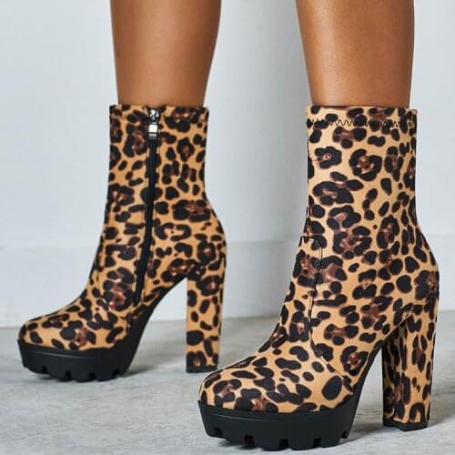 2020 winter womens boots thick heel short tube Martins boots women Sexy Leopard high heels short boots Platform womens shoes 8