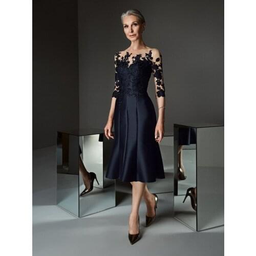 Short Lace A-Line Lace Mother of the Bride Dresses Long Sleeve O-Neck Navy Blue Wedding Party Dresses for Women