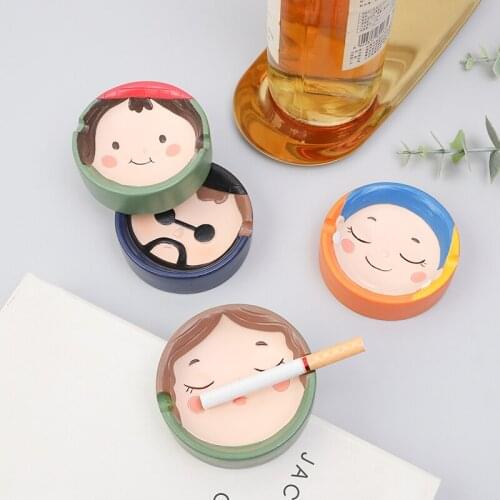 Roogo Home Office Decoration Resin Smoking Ashtray Shaped in Funny Facial Expression Multi Colors Indoor Outdoor Desktop