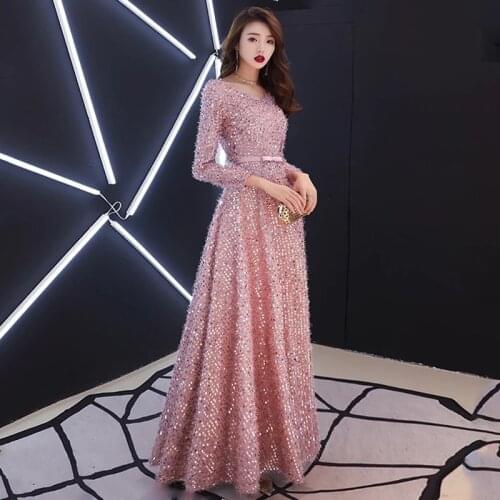 2021 Elegant Pink Feathers Long Evening Dress with Long-sleeve Shiny Sequin Lace Up Floor-Length Formal Gowns New Party Dresses