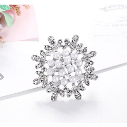 2021 Pearl Flower High-end Rhinestones Brooches for Women Enamel Brooch Pins Jewelry Accessories