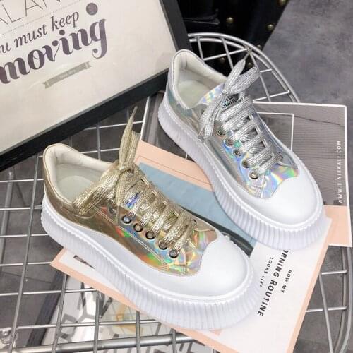 Korean version wild students flat-bottom laser reflective gradient color casual running shoes thick platform shoes w