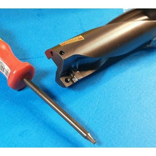 1PC CARBIDE INSERT 880-D2400L25-05