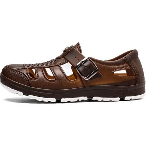 2019 summer new mens baotou sandals casual sports beach mens shoes breathable casual mens shoes