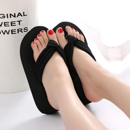 Summer Fashion Thick Bottom Wedge Clip Toe Flip Flops Non-slip Soft Sole Beach Slippers Platform Slippers Femmes Chaussures