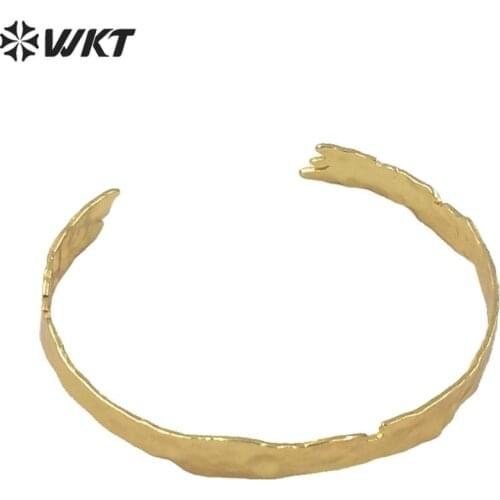 WT-B560 WKT most popular irregular metal brass women bangle is open size Tiny simple gold electroplated lava bangle