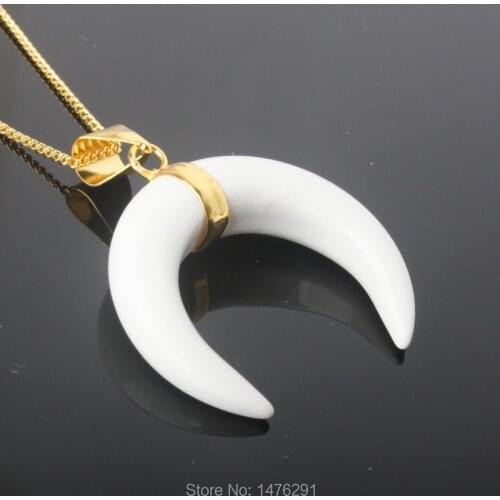 Fashion Chakra Bull Horn Pendants White Turquoises Crescent Moon Pendants 1PCS