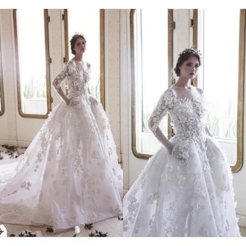 2020 Elegant 3D Flowers A-line Wedding Dresses Luxury Lace Appliqued Sequined Beaded Open Back Plus Size Bridal Gown