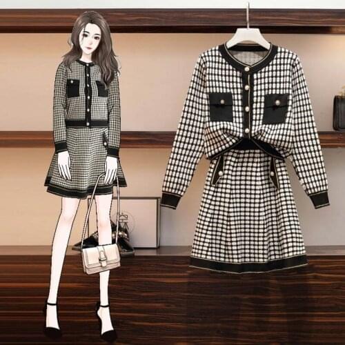 2021 Fall New Large Size 4XL Womens Black Plaid Knit Suits Lady Short Knitted Cardigan And Mini Skirt Loose Two Piece Set e421