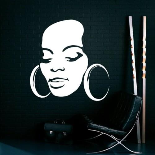 Beautiful African Woman Wall Decal Modern Design Africa Girl Bedroom Wall Stickers Interior Home Decor DIY Big Earring ArtSYY814