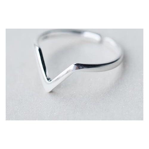 Punk Letter V Rings For Women Girls Fashion Irregular Finger Rings Gift 2021 Female Jewelry Party