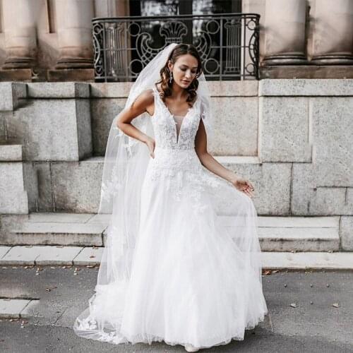 Fashion V Neck Tulle Knee Length Tulle Lace Prom Dresses A Line Puffy Skirt Evening Party Dress Cheap vestido