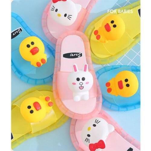 2021 boy or Girl Slippers Children LED Kids Slippers Baby Bathroom Sandals Kids Shoes for Girl Boys Light Up Shoes Toddler