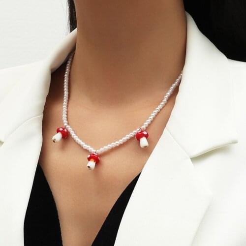 Trendy Beaded White Pearl Necklaces For Women Girls Cute Red White Ceramics Mushroom Necklace Pendant Ladies Party Jewelry Gift
