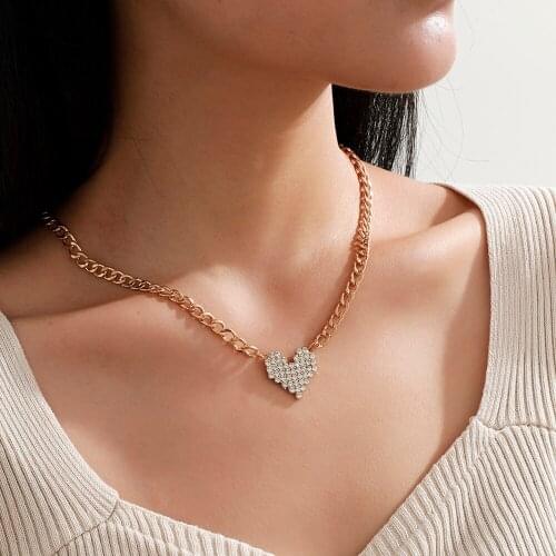 2021Fashion Bling Crystal Love Pendant Necklace Valentine Gift Cute Sweet Pop Minimalist Metal Choker Women Jewelry